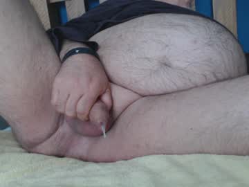 Xhungover Chaturbate stream image from June 09, 2026