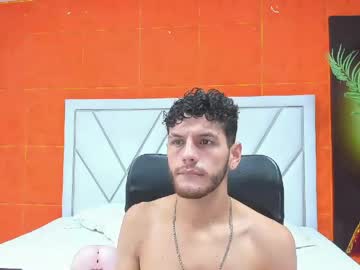 Chris_Grey2 Chaturbate stream image from June 09, 2026