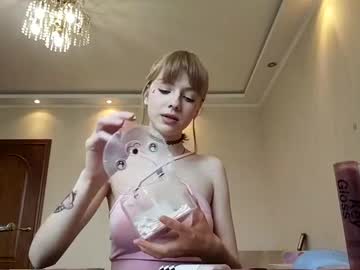 Yoshiezerbel Chaturbate stream image from June 09, 2026
