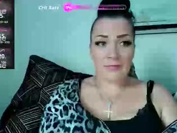 Lollaxox Chaturbate stream image from June 09, 2026