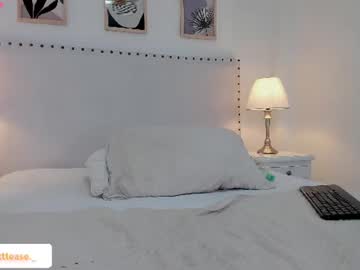 Scarletttease_ Chaturbate stream image from June 10, 2026