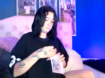 Bella_Lr Chaturbate stream image from June 10, 2026
