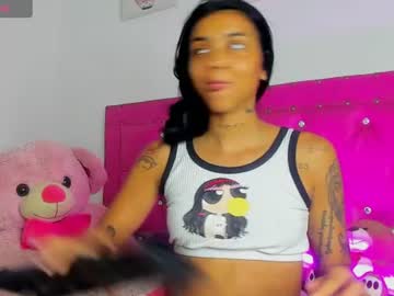 Dahiangomezz Chaturbate stream image from June 10, 2026