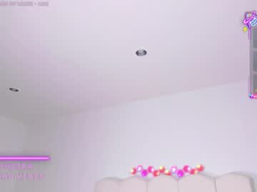 Andreandtatty Chaturbate stream image from June 10, 2026