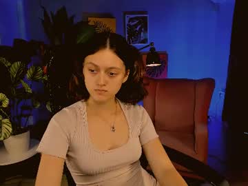 Tunaholli Chaturbate stream image from June 10, 2026