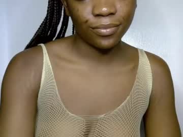 Sweet_Luna12 Chaturbate stream image from June 10, 2026