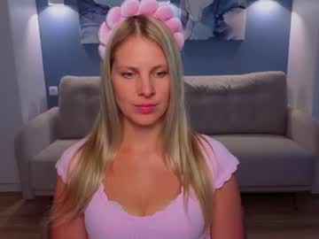 Melaniebennett Chaturbate stream image from June 10, 2026