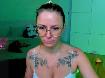 Whitneypunnch Chaturbate stream image from June 10, 2026