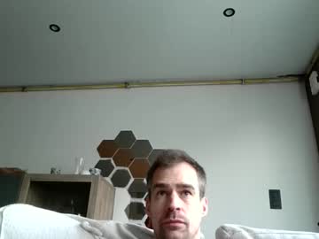 Loonelyy Chaturbate stream image from June 10, 2026