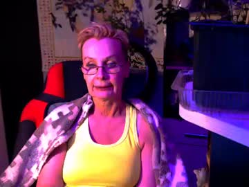Helgahimmele Chaturbate stream image from June 10, 2026