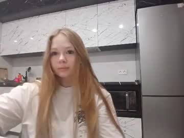 Karrichaconas Chaturbate stream image from June 10, 2026