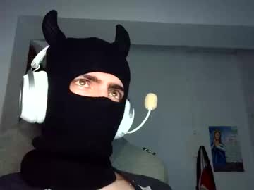 Midnightheatt Chaturbate stream image from June 10, 2026
