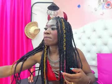 Bella_Quen1 Chaturbate stream image from June 11, 2026