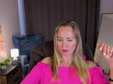 Kelly_Garners Chaturbate stream image from June 11, 2026