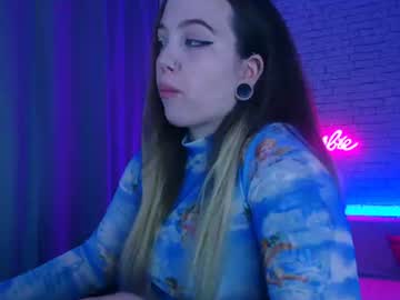 _Crazybee_ Chaturbate stream image from June 11, 2026