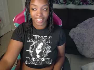 Phatjuicypeach Chaturbate stream image from June 11, 2026