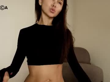 Hollyextra Chaturbate stream image from June 11, 2026