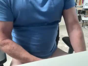 Surfstar81 Chaturbate stream image from June 11, 2026