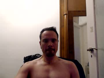 Walking_Rainbow Chaturbate stream image from June 11, 2026