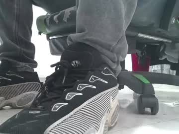 Srfindomfeet_ Chaturbate stream image from June 11, 2026