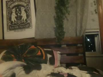 Eggnog_And_Booty Chaturbate stream image from June 12, 2026