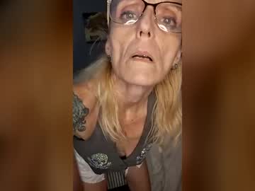 Mizzbertinelli Chaturbate stream image from June 12, 2026