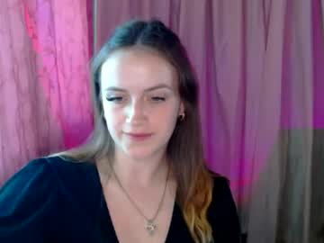 Elinastar Chaturbate stream image from June 12, 2026