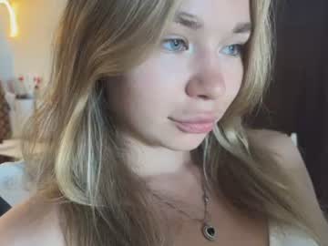 Marymarymo Chaturbate stream image from June 12, 2026