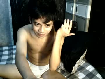 Ur_Kencumxxx Chaturbate stream image from June 12, 2026