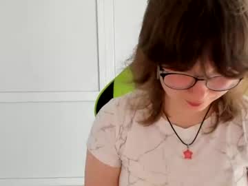 Yamihoshii Chaturbate stream image from June 12, 2026