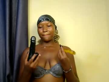 Sexyroznnah Chaturbate stream image from June 12, 2026