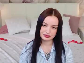 Dina_Glow Chaturbate stream image from June 12, 2026