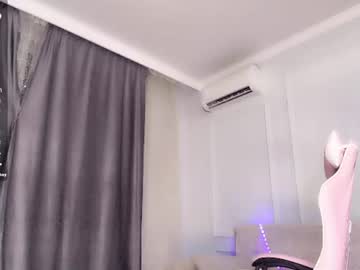 Jasmilee Chaturbate stream image from June 12, 2026