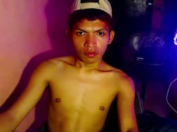 Janlloyd04 Chaturbate stream image from June 12, 2026