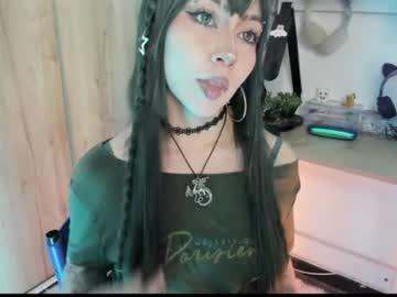 Lunivyra Chaturbate stream image from June 12, 2026
