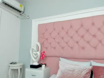 Sarahdollss Chaturbate stream image from June 12, 2026