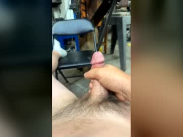 Flyguy2001 Chaturbate stream image from June 13, 2026