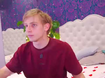 Damonlux Chaturbate stream image from June 13, 2026