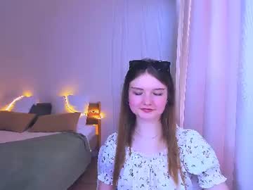 Charminglookeva Chaturbate stream image from June 13, 2026