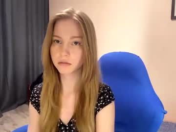 Chelsieliebler Chaturbate stream image from June 13, 2026