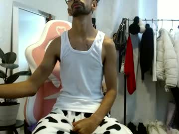Jhonsonvlatino Chaturbate stream image from June 13, 2026