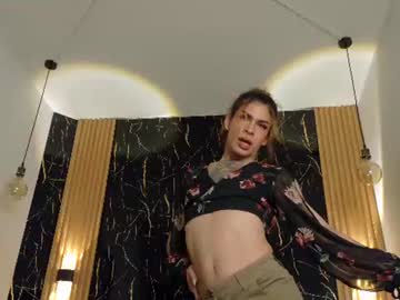 Bella_Salvatore Chaturbate stream image from June 15, 2026