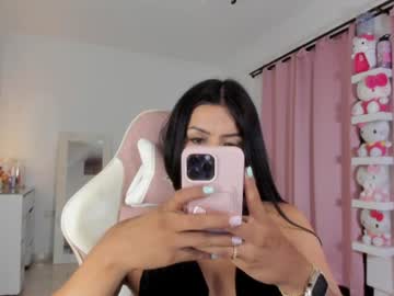 Missgissel Chaturbate stream image from June 15, 2026