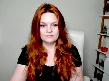 Kittengingerxo Chaturbate stream image from June 15, 2026