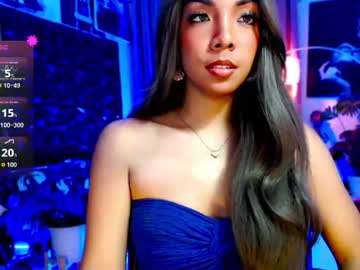 Louisassy Chaturbate stream image from June 15, 2026