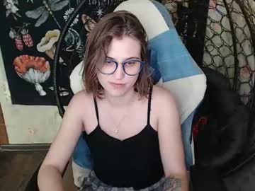 Greenwitch9 Chaturbate stream image from June 15, 2026