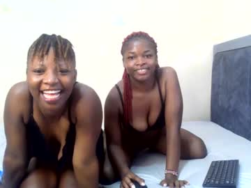 Smillingmachine Chaturbate stream image from June 15, 2026