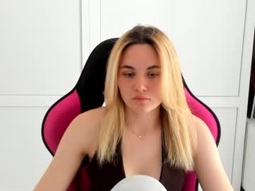 Tayla_Shy Chaturbate stream image from June 15, 2026