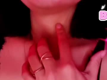 Roxanne_Han Chaturbate stream image from June 15, 2026