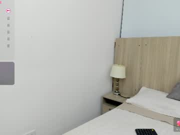 Kira_Dubois1 Chaturbate stream image from June 15, 2026